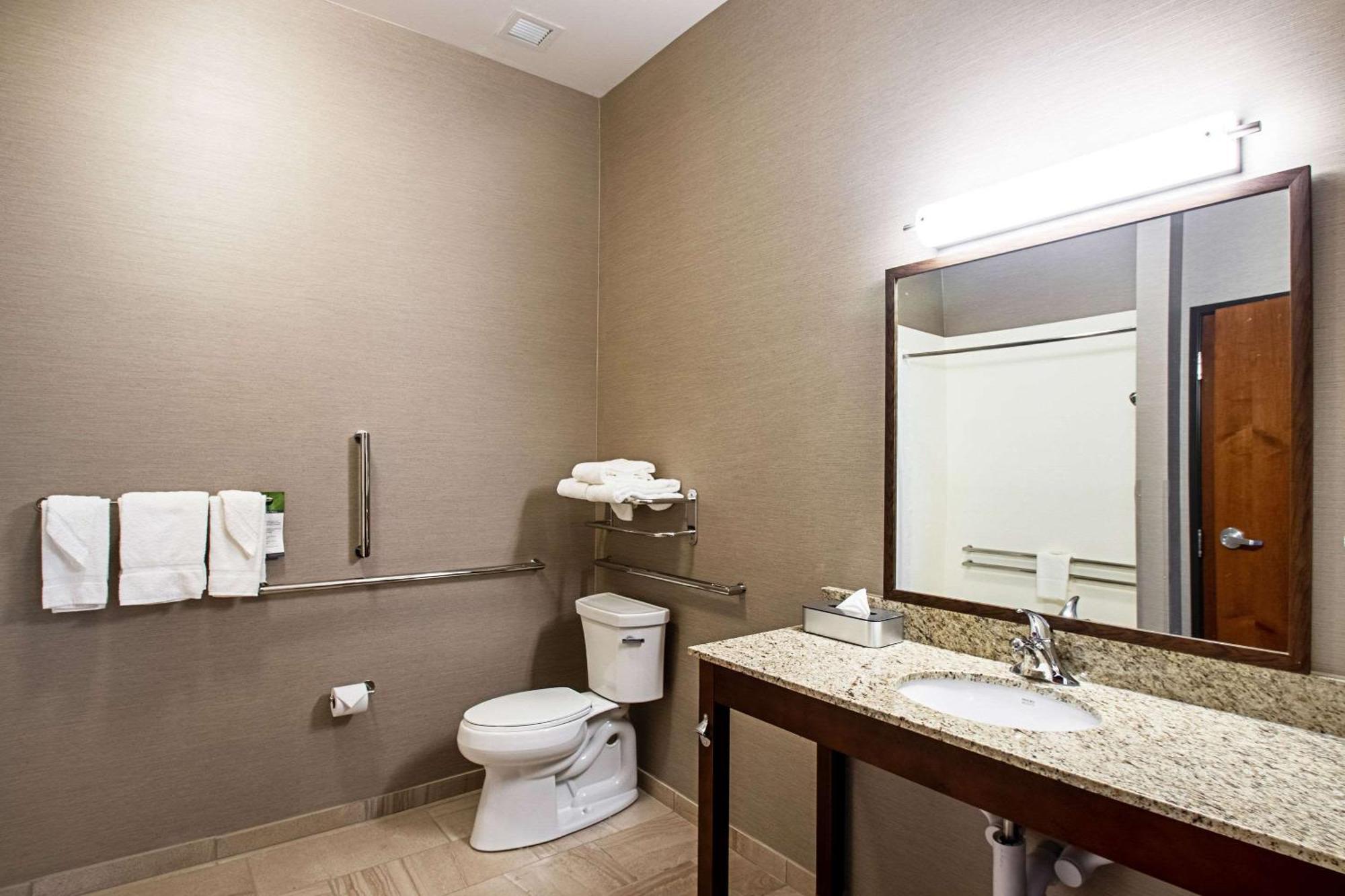Mainstay Suites Madison - Monona Kültér fotó
