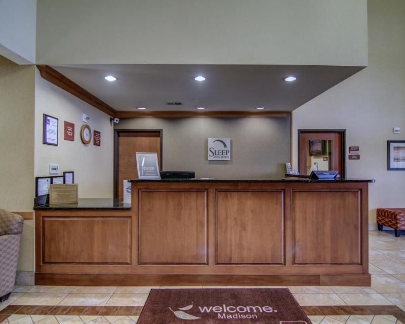 Mainstay Suites Madison - Monona Kültér fotó