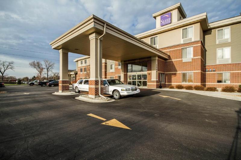 Mainstay Suites Madison - Monona Kültér fotó